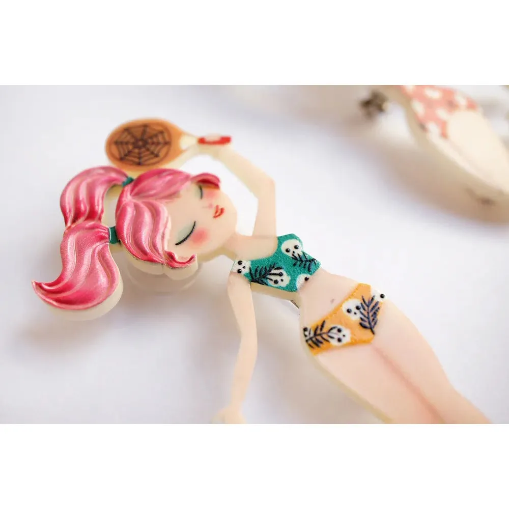 Beach Shovels Brooch by Laliblue