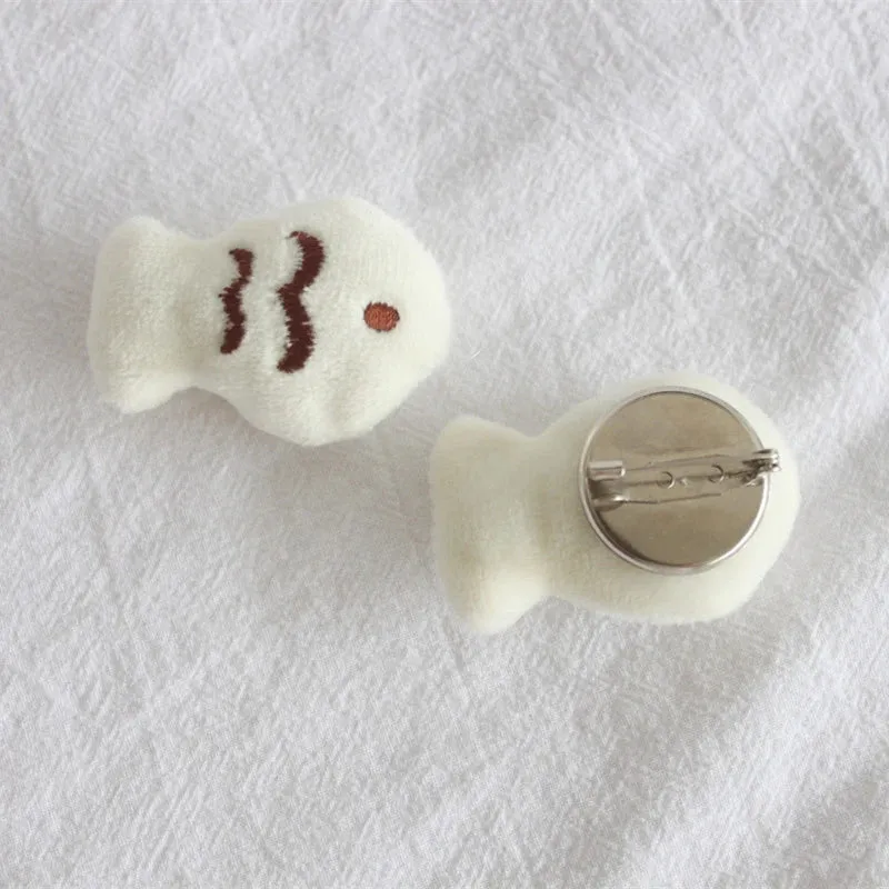 Cartoon Plush Cat Brooch Small Fish And Bee Brooch Backpack Sweater Corsage Badge Pins Backpacks Pendant Decoration Accessories