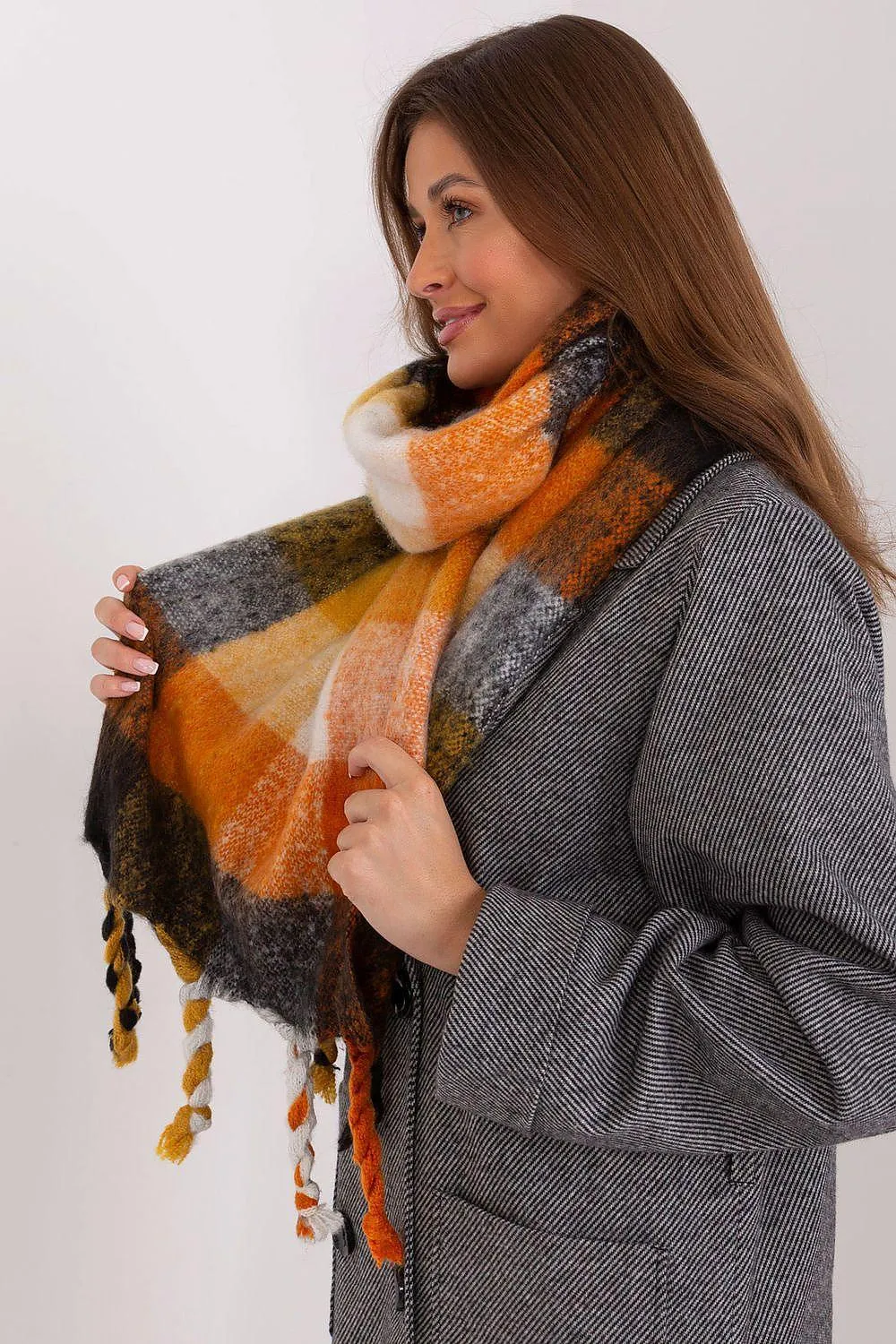 Cozy Colorful Plaid Shawl with Elegant Tassels