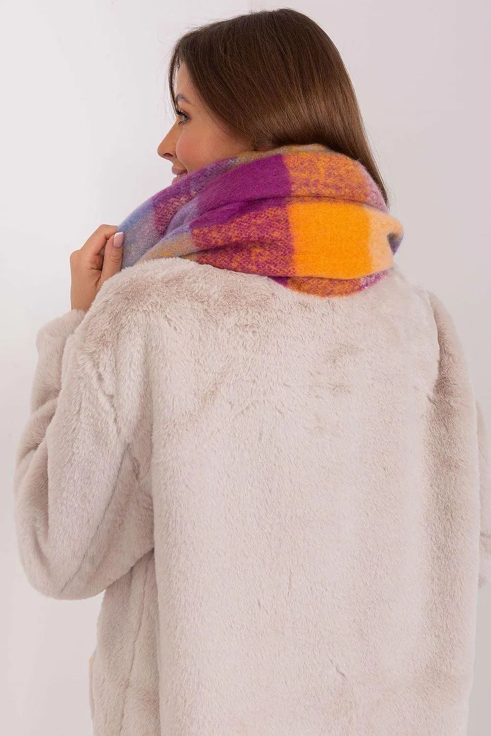 Cozy Colorful Plaid Shawl with Elegant Tassels