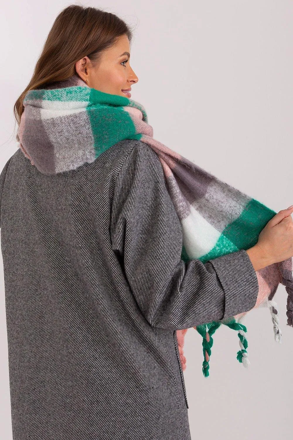 Cozy Colorful Plaid Shawl with Elegant Tassels