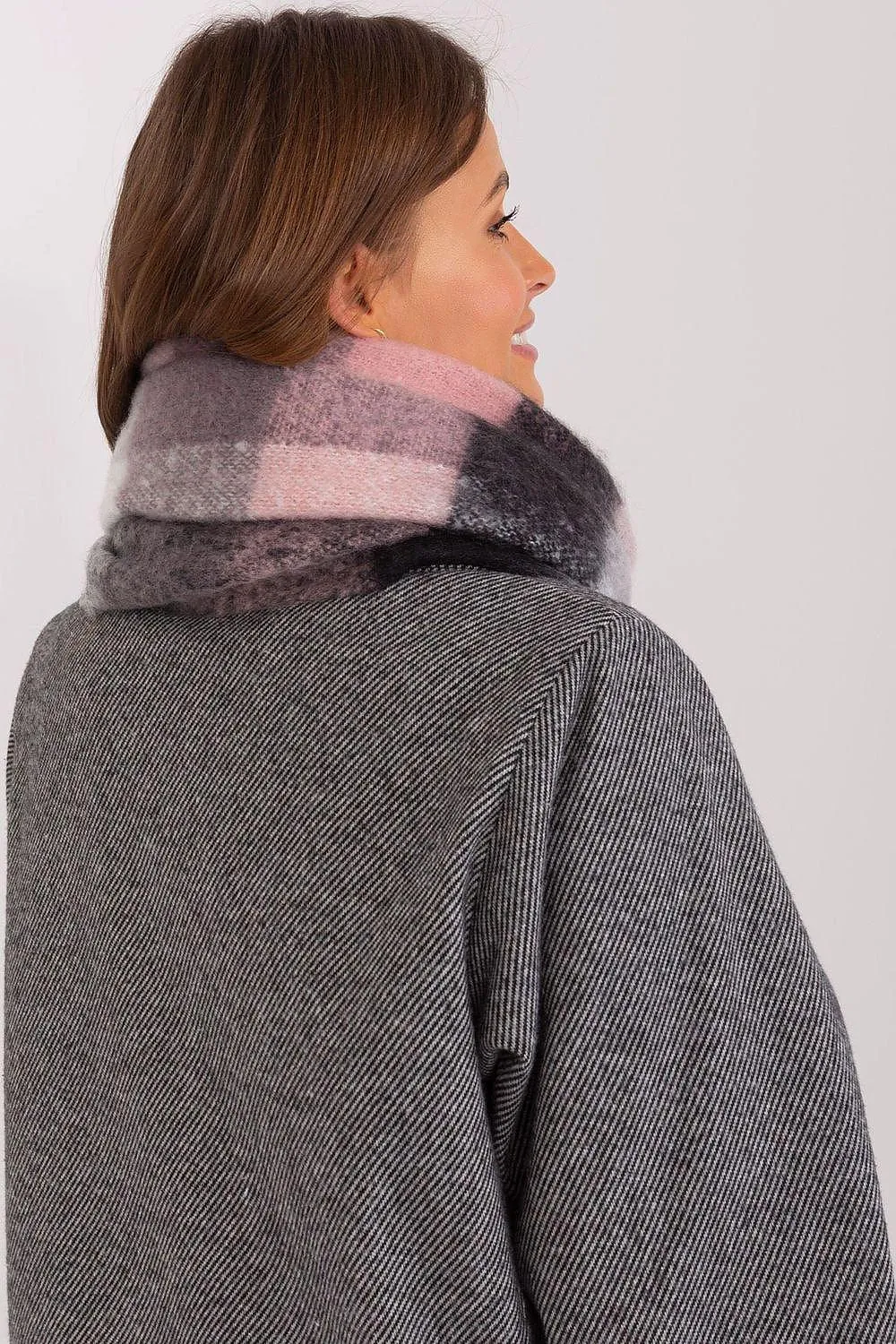 Cozy Colorful Plaid Shawl with Elegant Tassels
