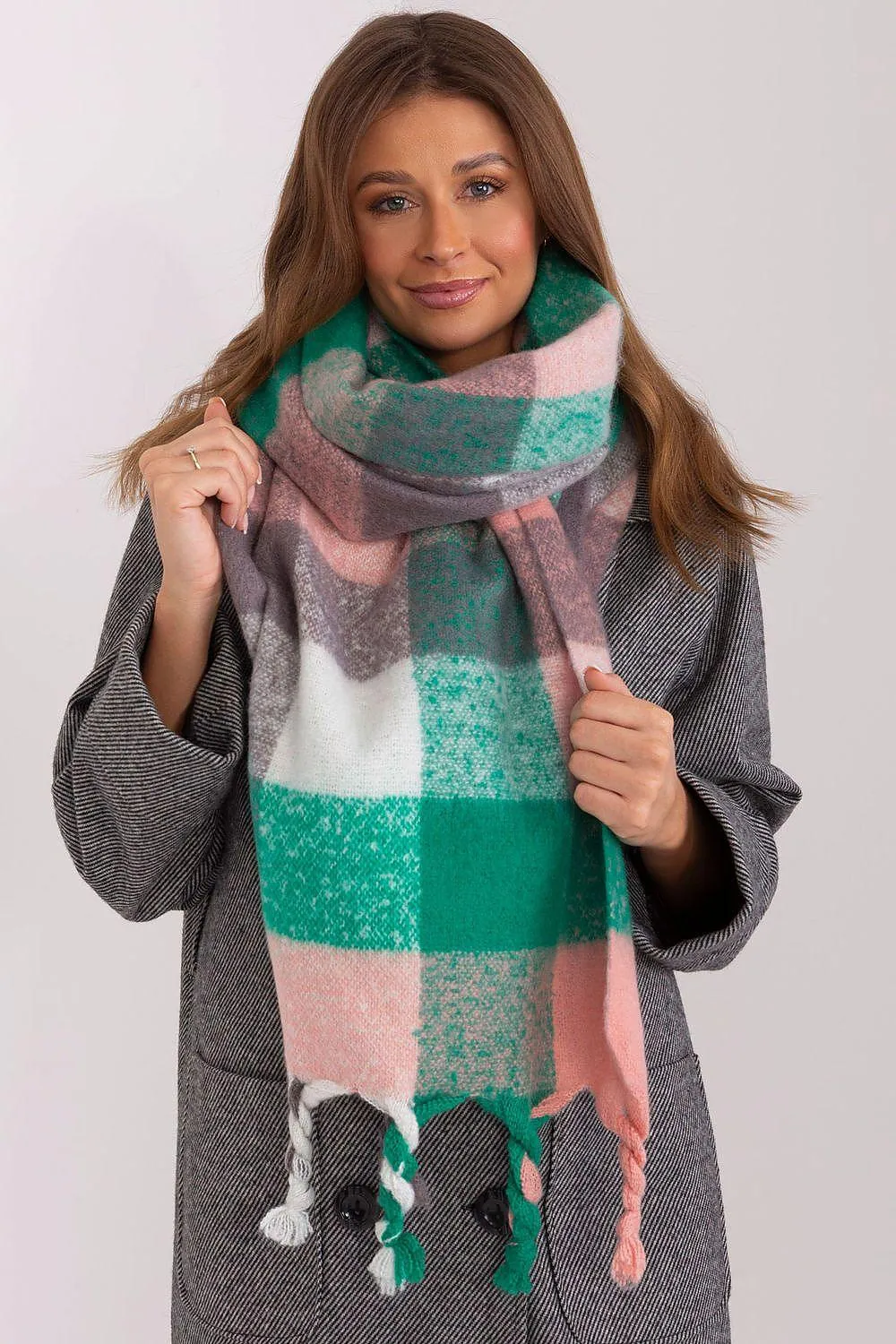 Cozy Colorful Plaid Shawl with Elegant Tassels