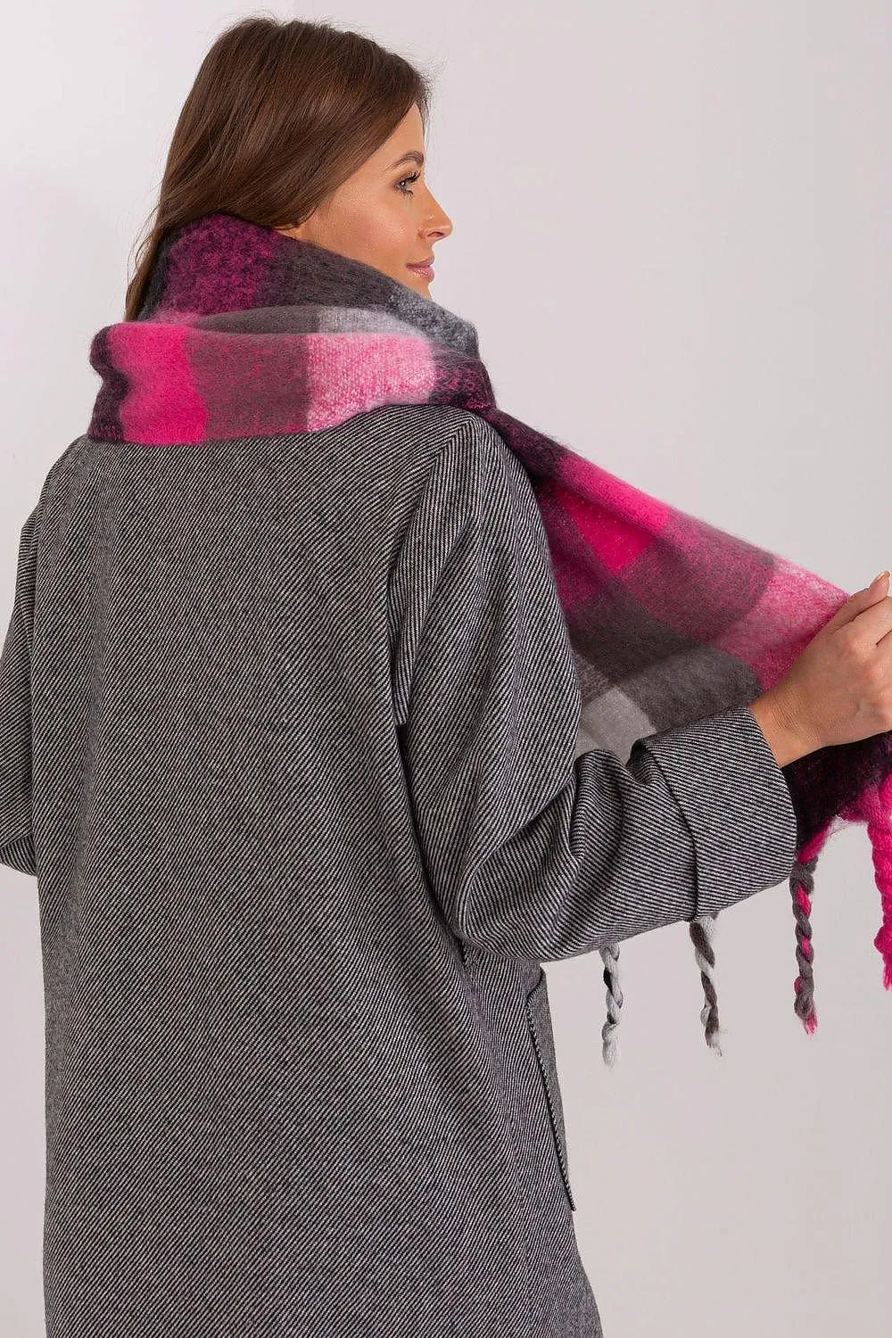 Cozy Colorful Plaid Shawl with Elegant Tassels