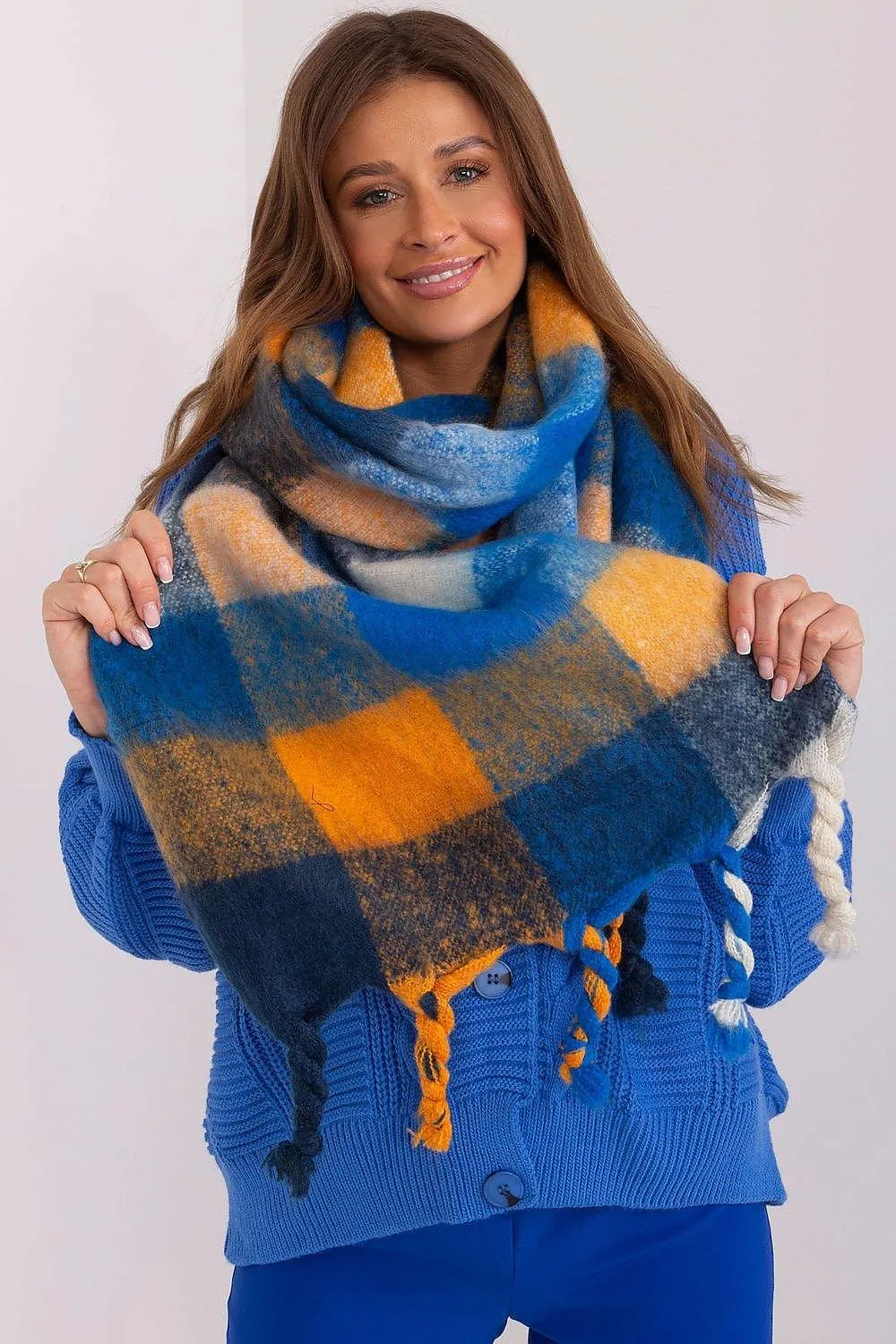 Cozy Colorful Plaid Shawl with Elegant Tassels