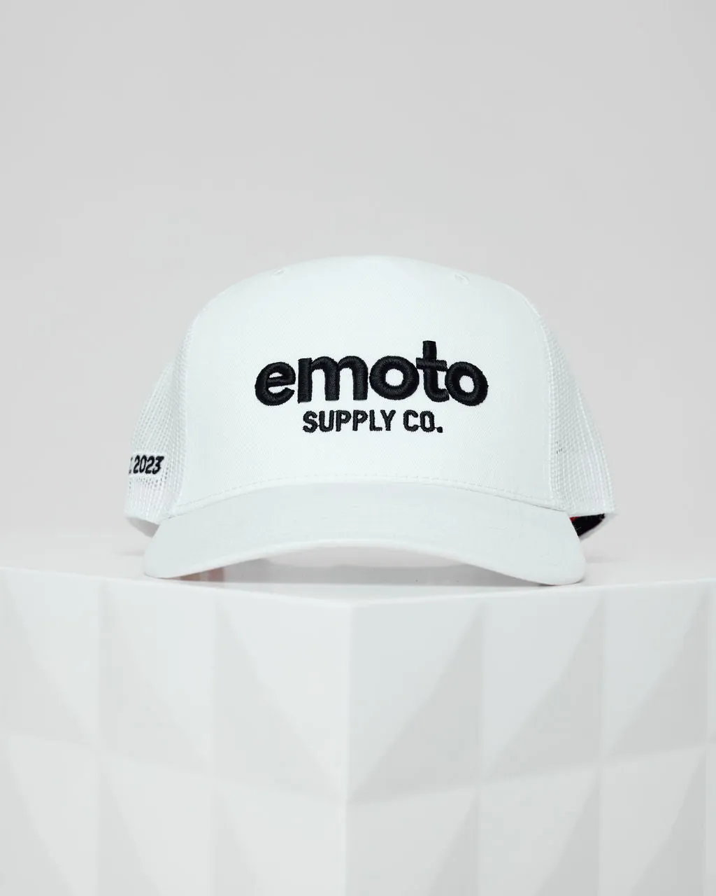 Essential Hat - White