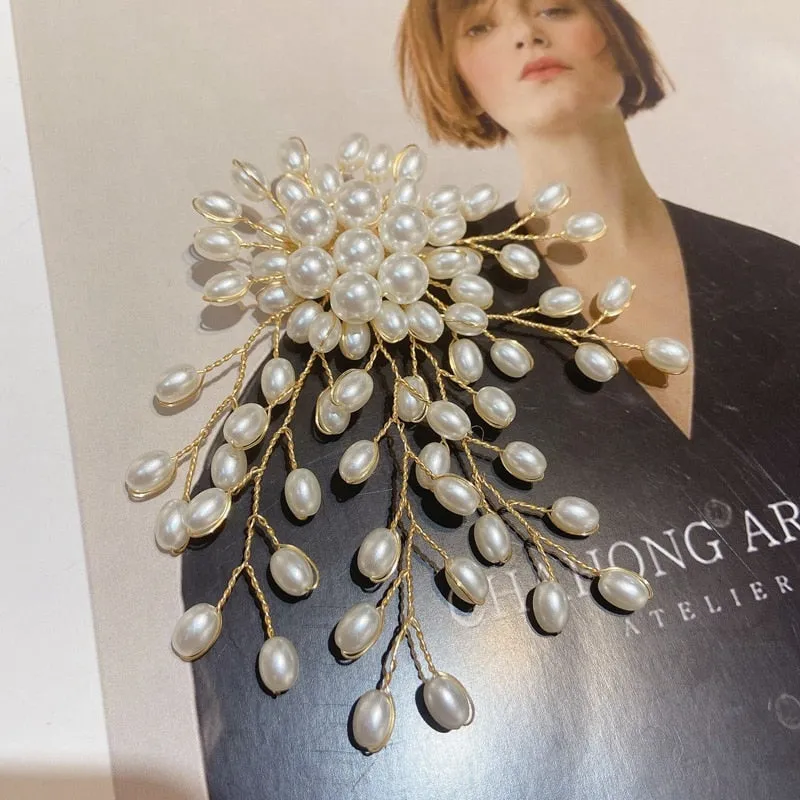 Korean Exaggerated Elegant Pearl Flower Brooch Pin Badge For Women
