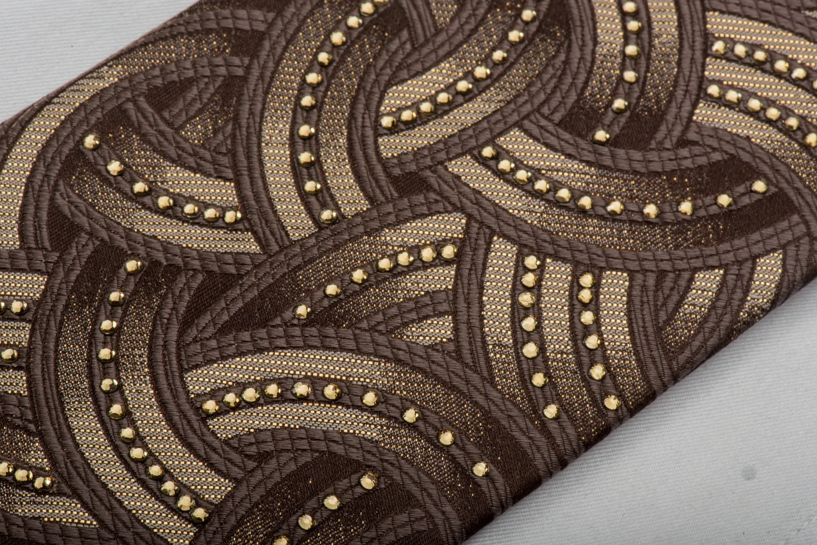 Mila Schon Rhinestone Tie Golden Interlocking Circles On Brown With Gold Sparkles