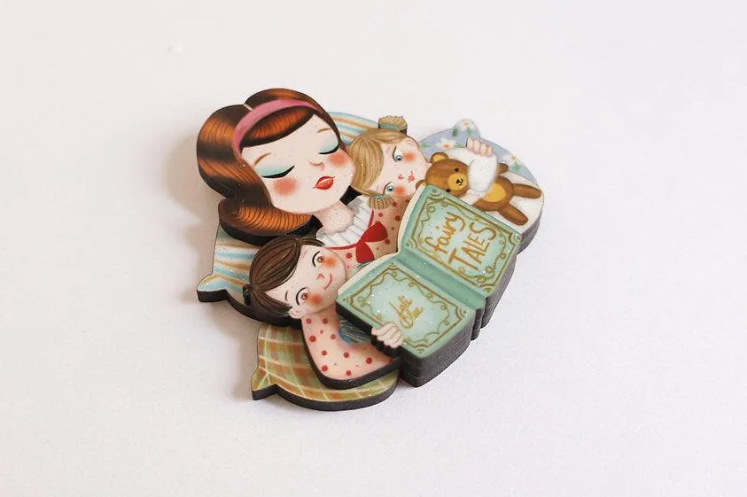 Mother's Day brooch by Laliblue