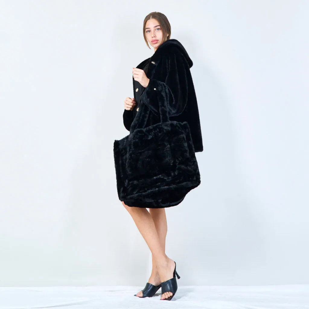 Plush faux fur tote bags wholesale