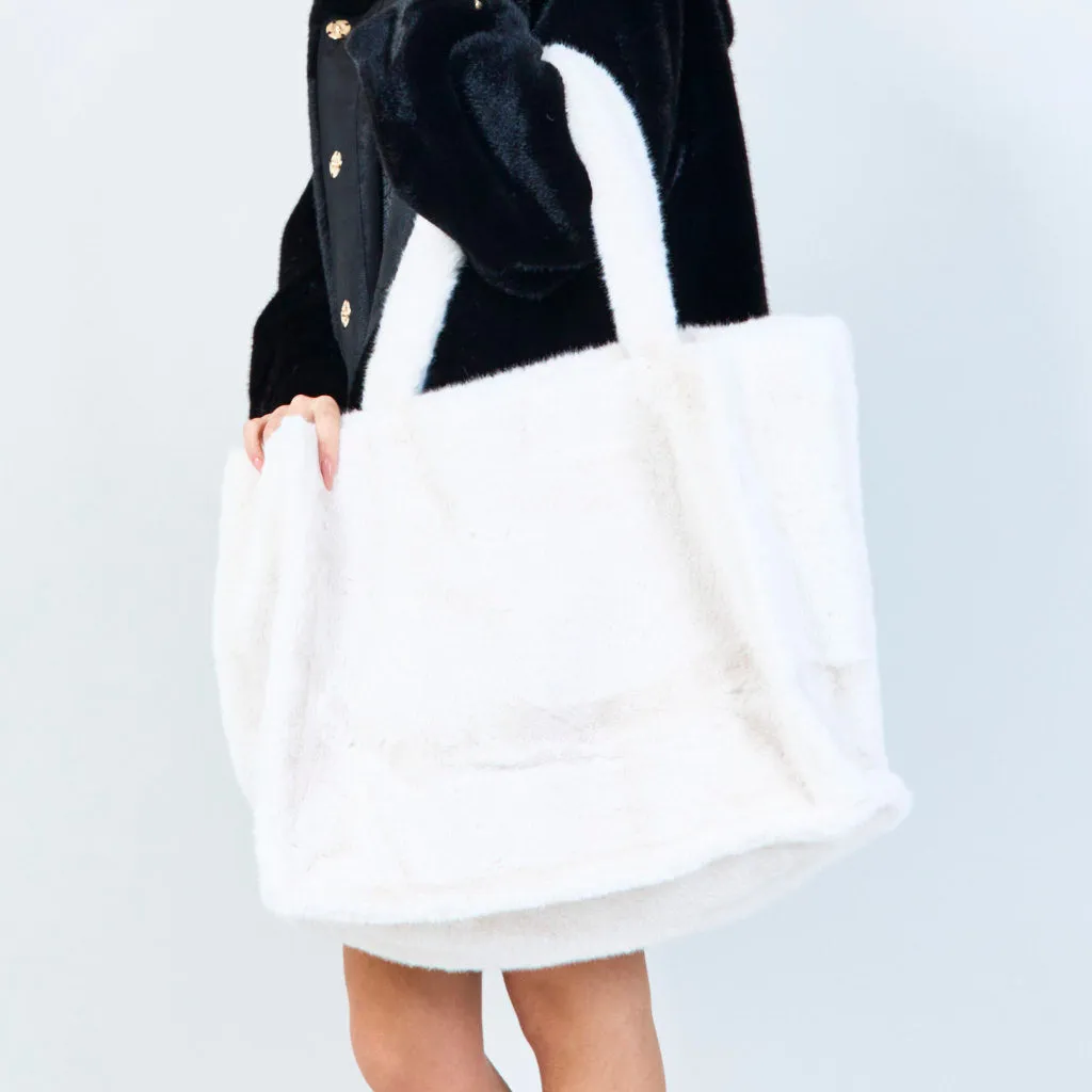 Plush faux fur tote bags wholesale
