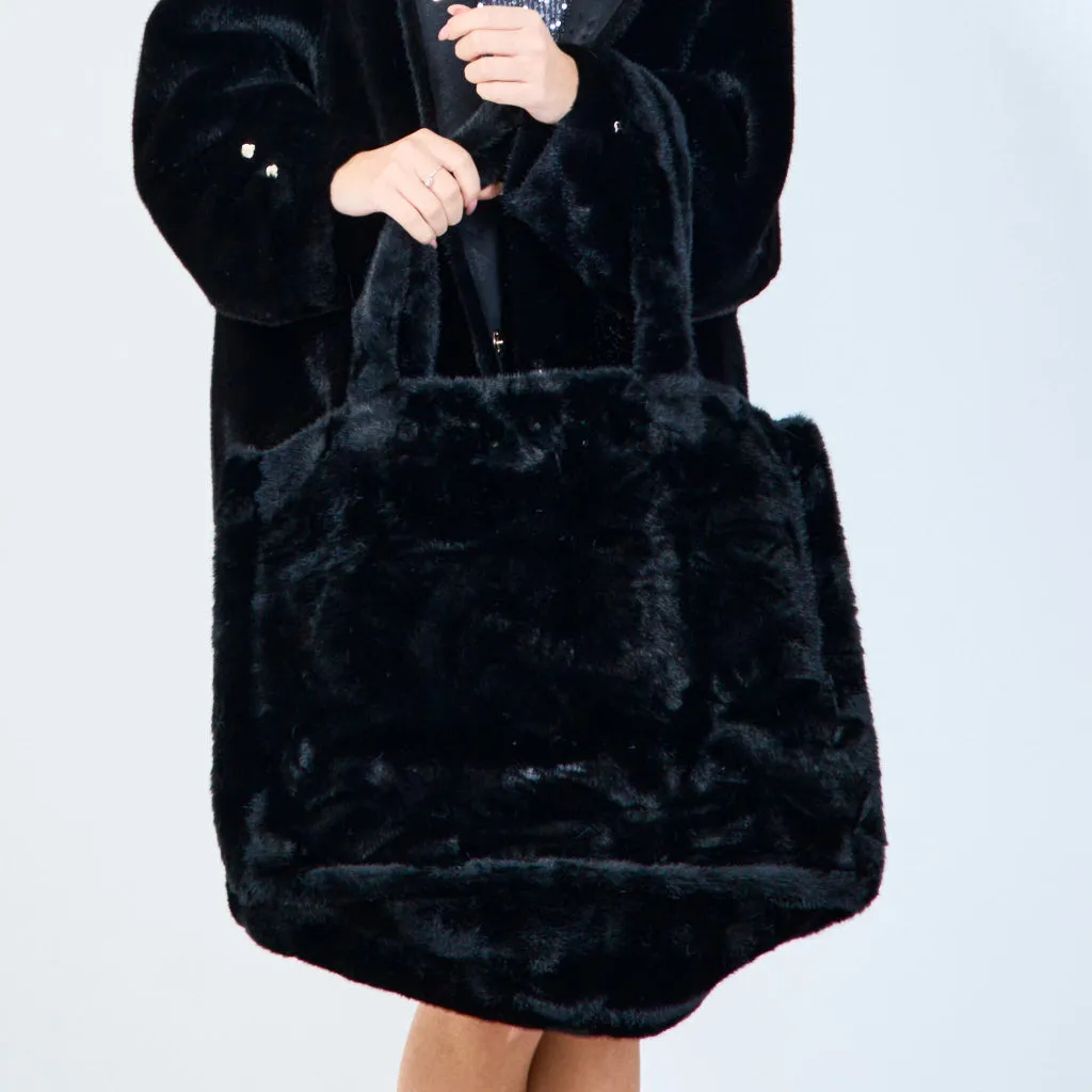 Plush faux fur tote bags wholesale