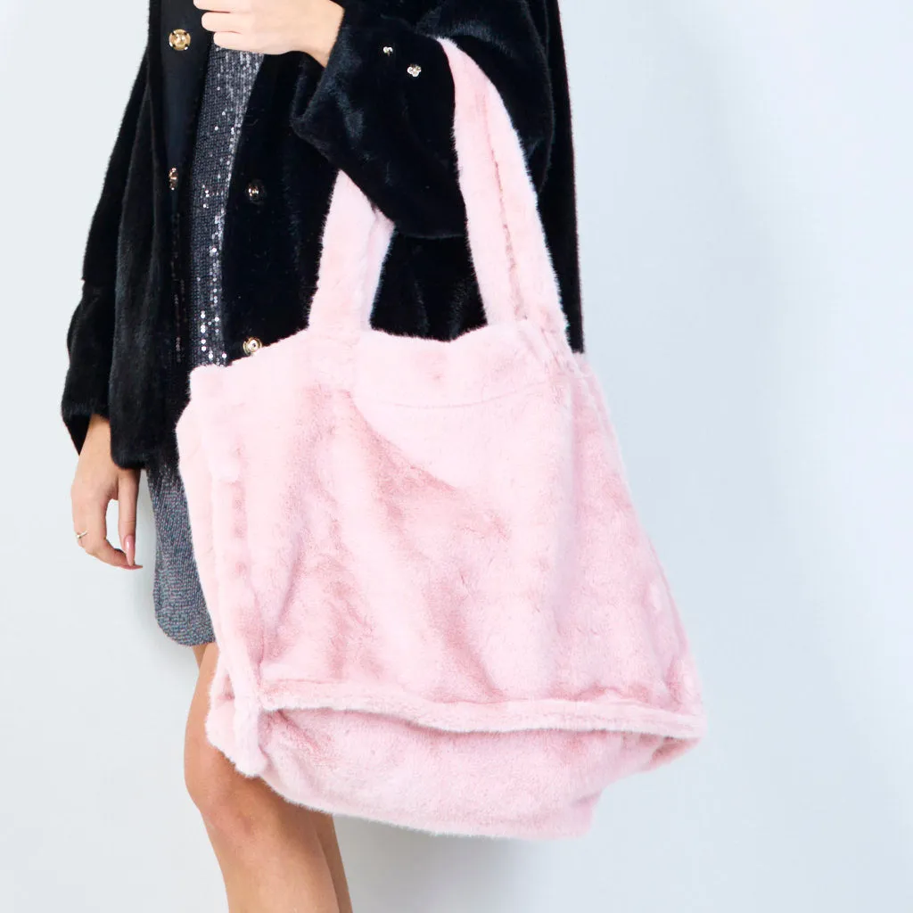 Plush faux fur tote bags wholesale