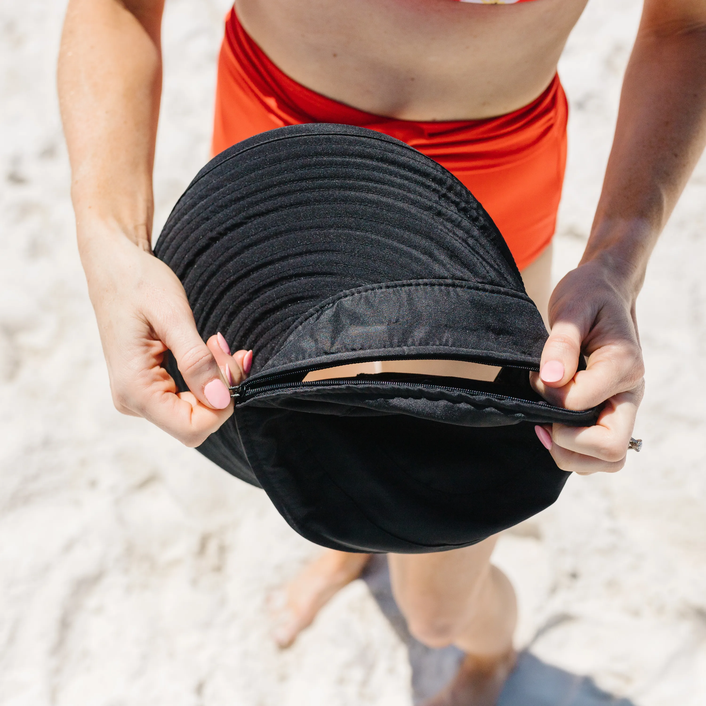 Women's Zip Off Adjustable Sun Visor   Sun Hat - Black